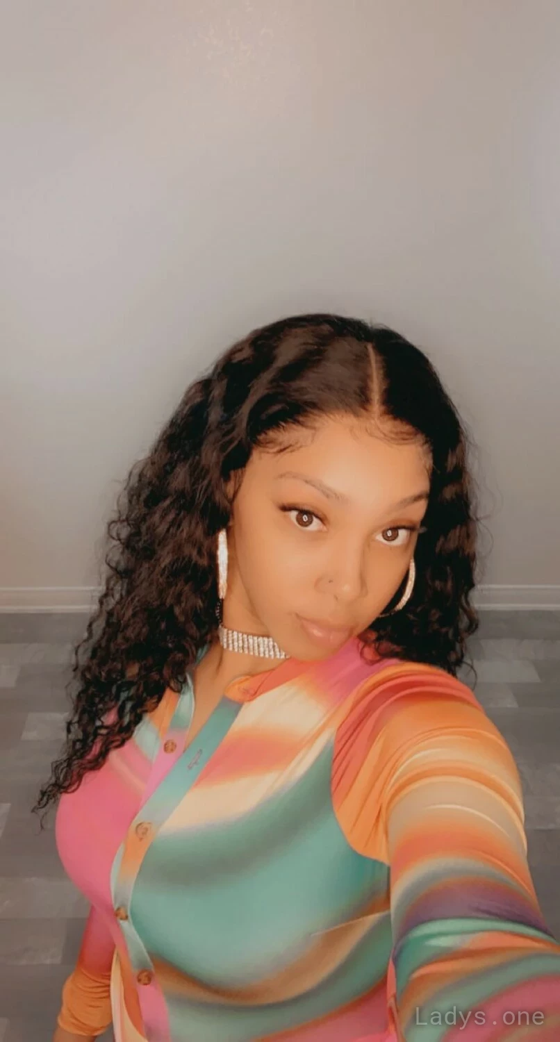 découvrez notre sélection de vérandas, alliant esthétisme et confort. transformez votre espace de vie avec des structures lumineuses et modernes, idéales pour profiter de votre jardin tout au long de l'année.